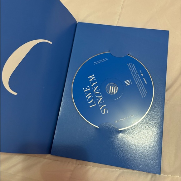Wonho’s mini album (love synonym) - Picture 4 of 6